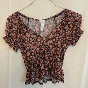 Tilly’s mesh rose printed ruffled top size xs west of Mel rose
